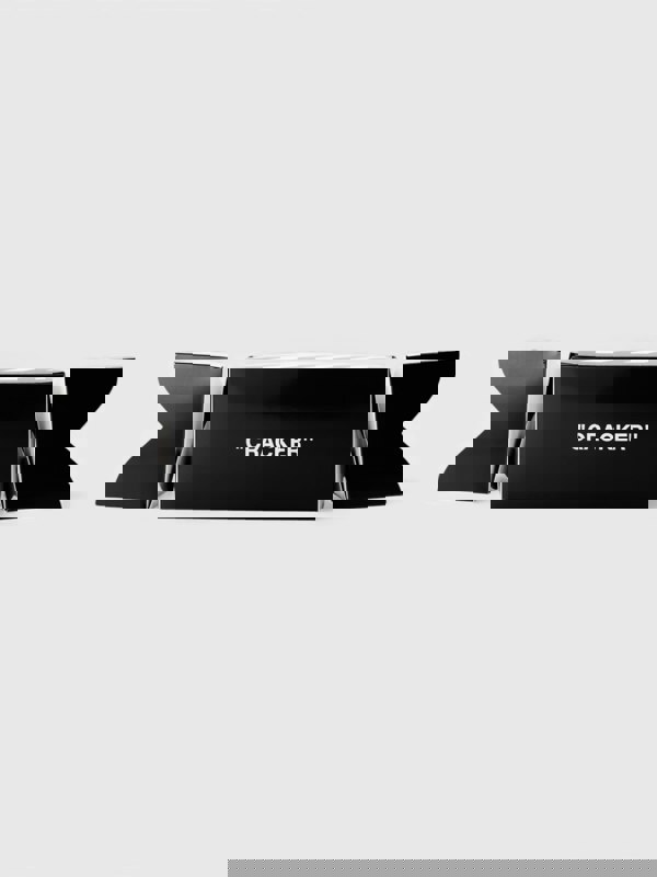 Off-White Beauty Gift Cracker Solution No.4 100ml & Nail Polish