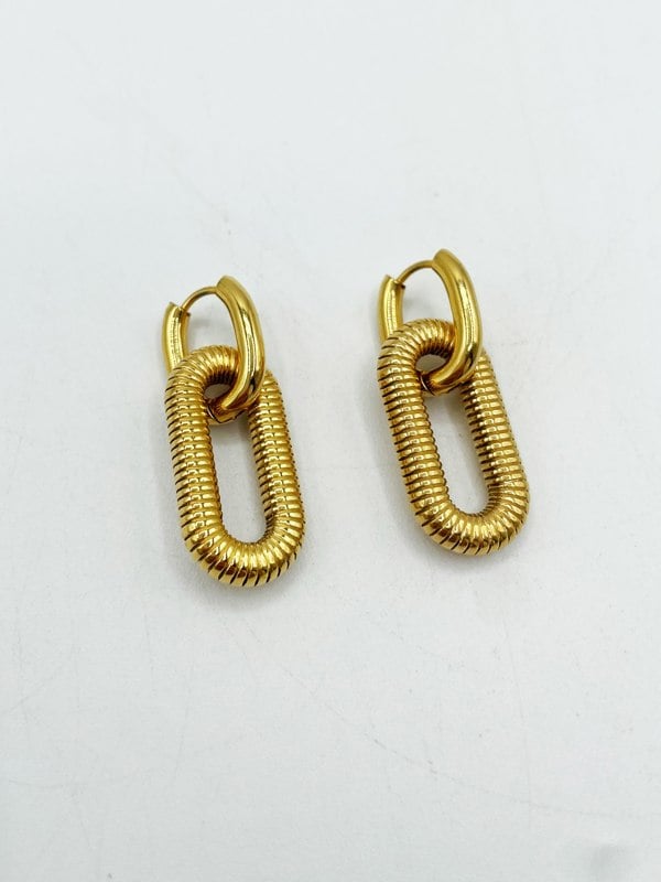 SVNX Ribbed Oval Hoop Earrings in Gold Colour