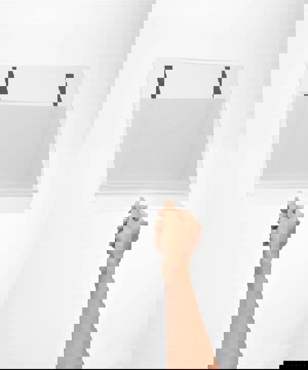 Durable Water Resistant UV Anti-Reflective Magnetic Pockets | 5 Pack | A4 Clear