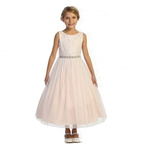 pretty girl wearing Jasmine dress