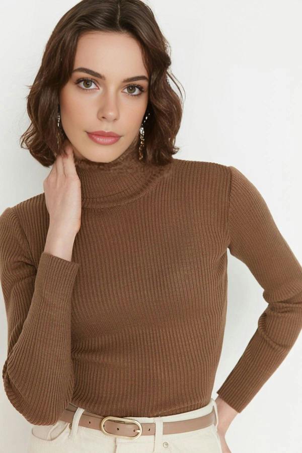 WOVCOR Basic Turtleneck Knit Sweater