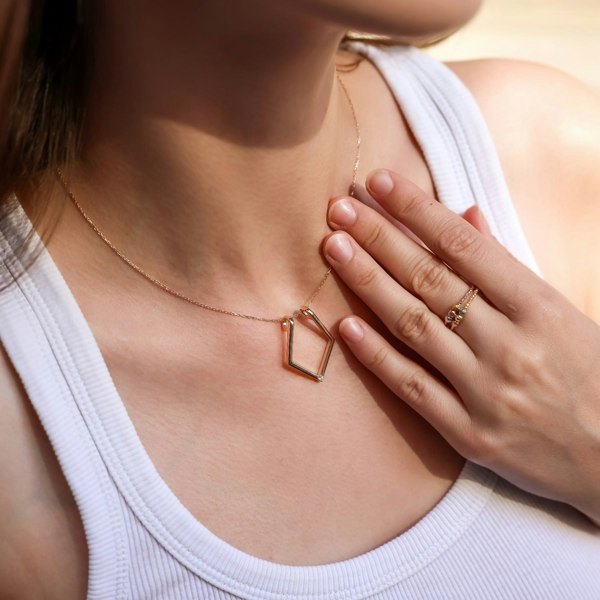 Spero London Fine Diamond Rhombus Ring Holder Necklace in Sterling Silver