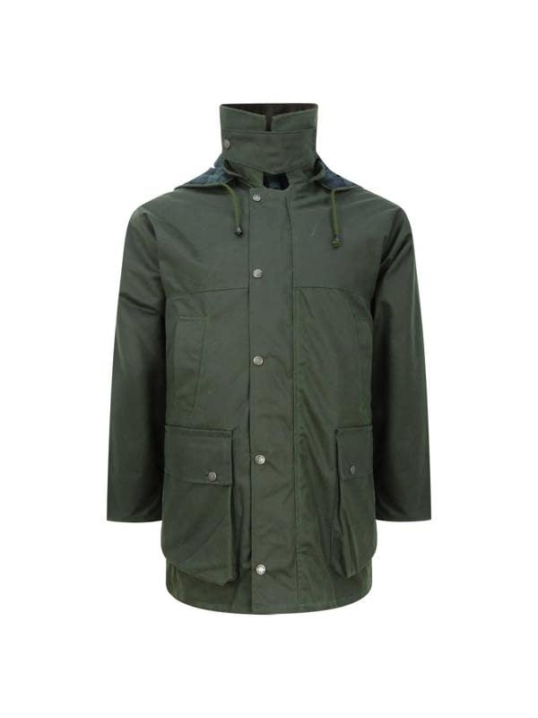 High collar with chin guard on Hoggs of Fife waxed jacket for added warmth on windy dog walks