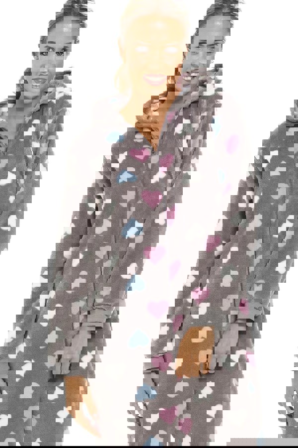 Close up front view of the product.