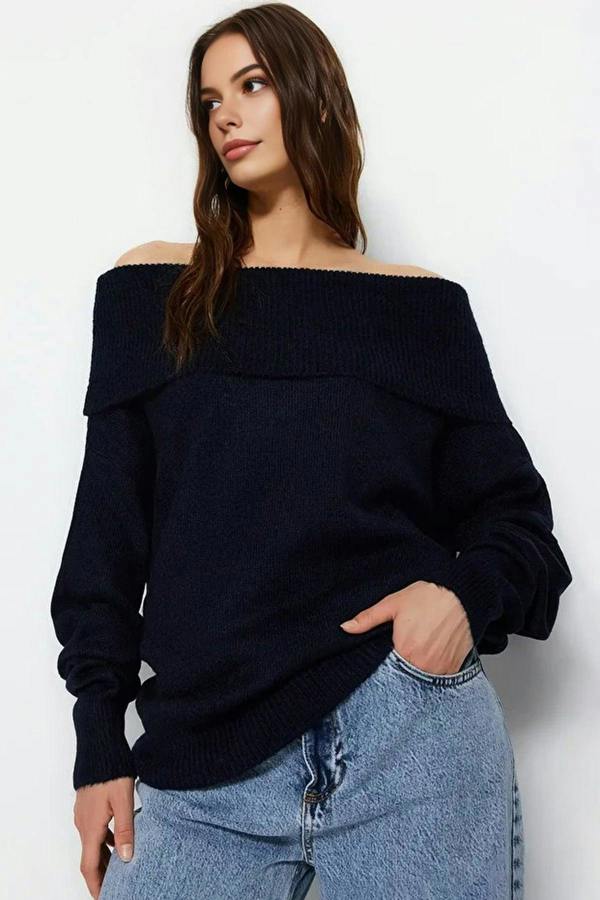 WOVCOR Soft Textured Carmen Collar Knit Sweater