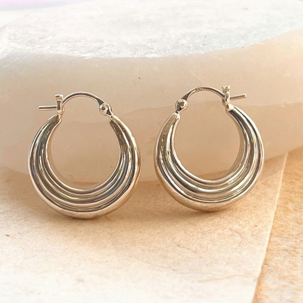 Sterling Silver Ridged Hoop Huggie Earring