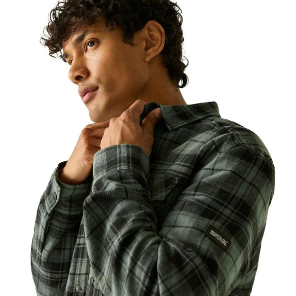 Regatta Mens Spennith Shacket Checked Shirt - Dark Forest/Black - 