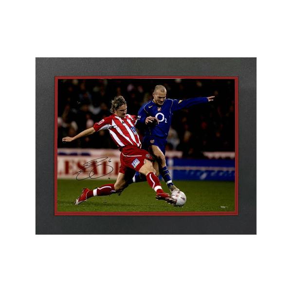 Phil Jagielka Signed Sheffield United 16x12 Image Deluxe Mount