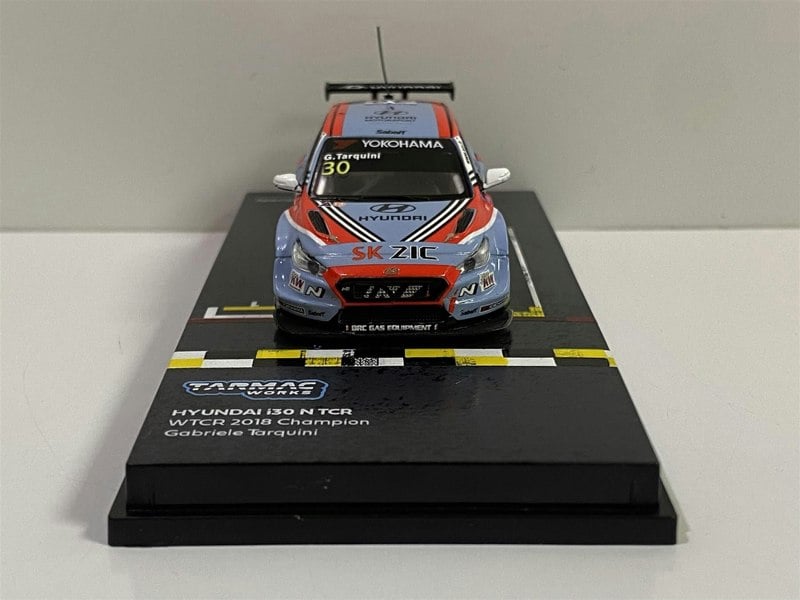 hyundai i30 n tcr wtcr 2018 champion  g tarquini 1:64 tarmac works t6403118wtcr30