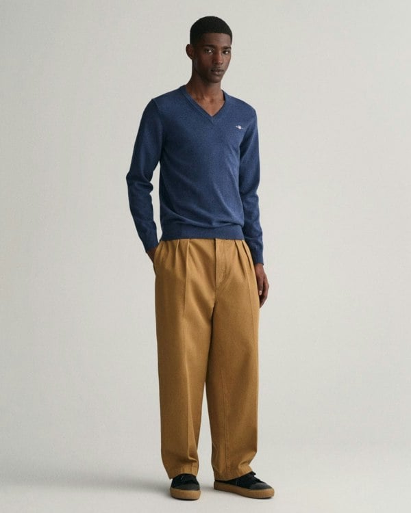 GANT Mens Classic Cotton V-Neck Jumper - 902 Dark Jeansblue Melange