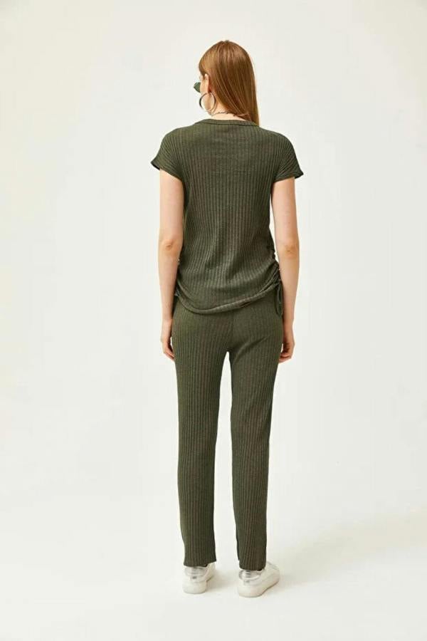 Hoxton Gal 2-Piece Set – Side-Ruched Blouse and Palazzo Pants