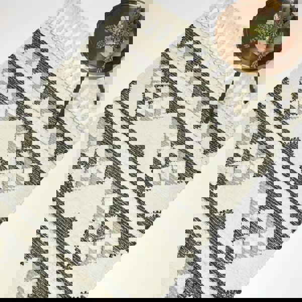 HOMESCAPES Kota Black & Grey Kilim Wool Rug