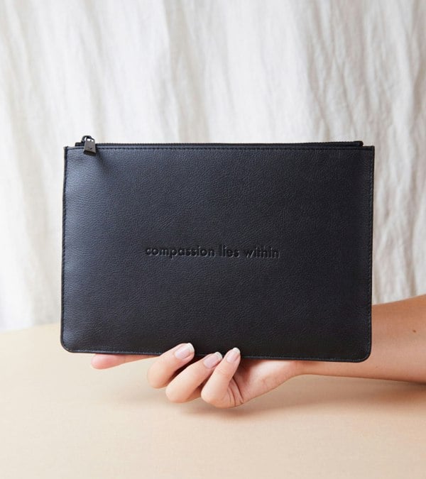 Votch AppleSkin All Black Pouch | Classic Essentials