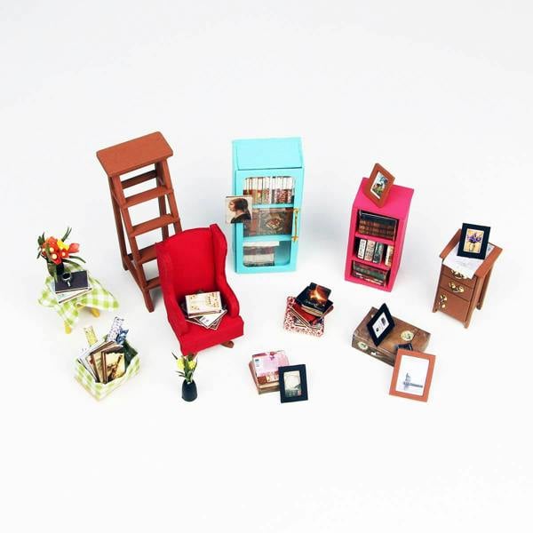 Dyzi 221 Piece Sam’s Study Miniature Library 3D Puzzle