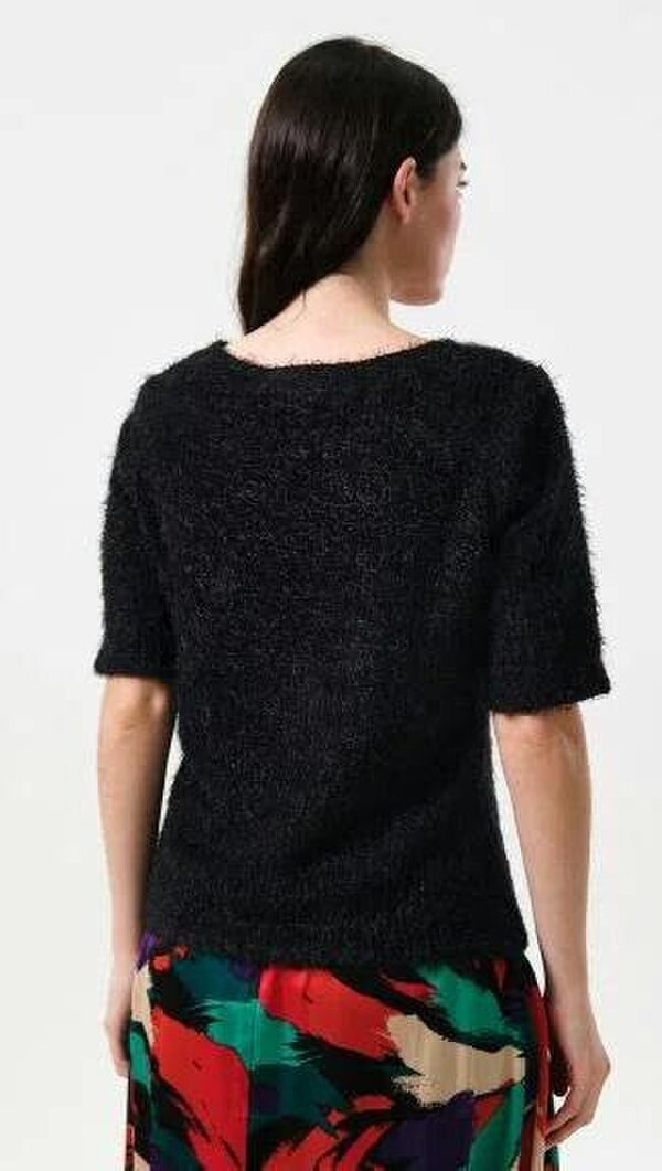 Laureen Eyelash Rib Short Sleeve Jumper - Black