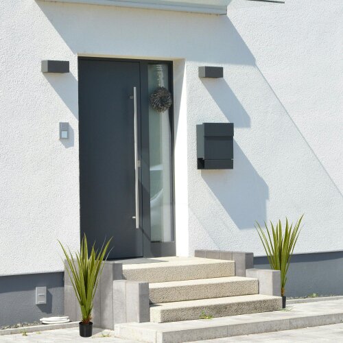 Wyld Haus Robanne Set Of 2 Artificial Agave Style Succulent Plants In Pots H8 90cm