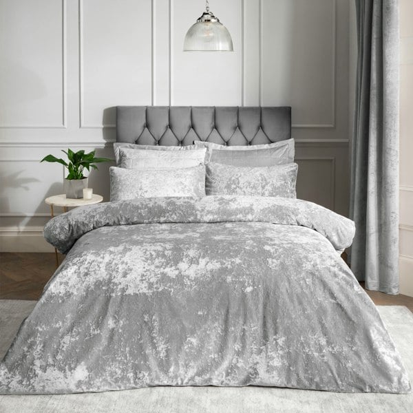 Catherine Lansfield Crushed Velvet Duvet Cover Set