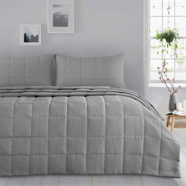 Intimates Waffle Weave Luxury Bedspread Set