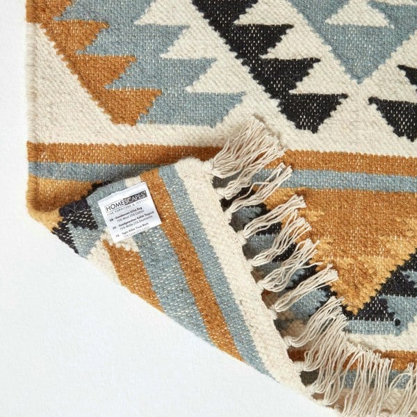 HOMESCAPES Agra Handwoven Diamond Kilim Wool Rug