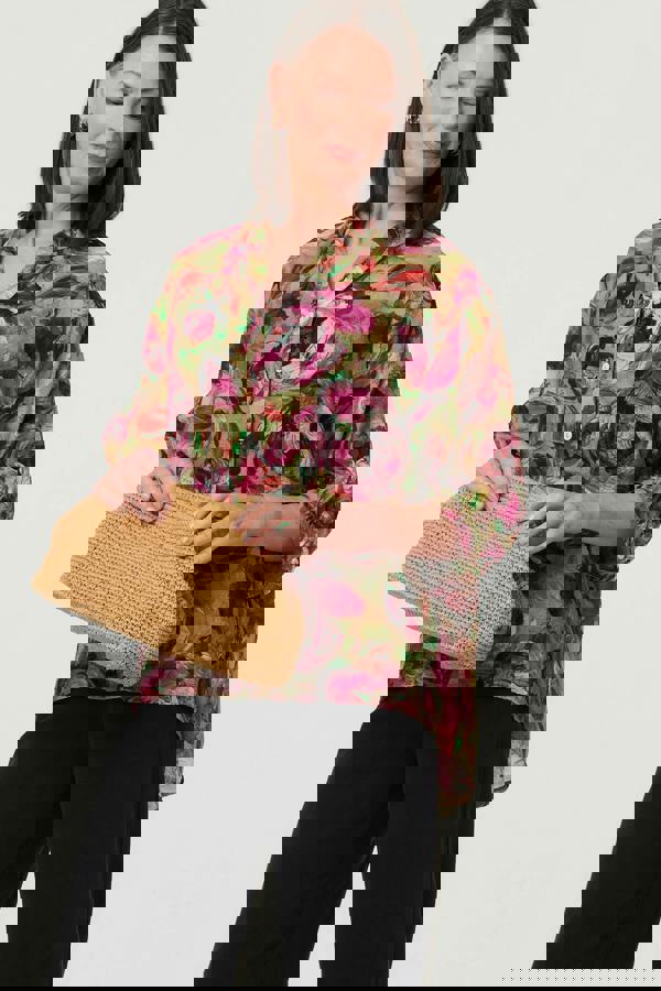 Pink | Floral Button 3/4 Sleeve Relaxed Blouse : Model is 5'8"/172 cm and wears UK10/EU38/US6/AUS10