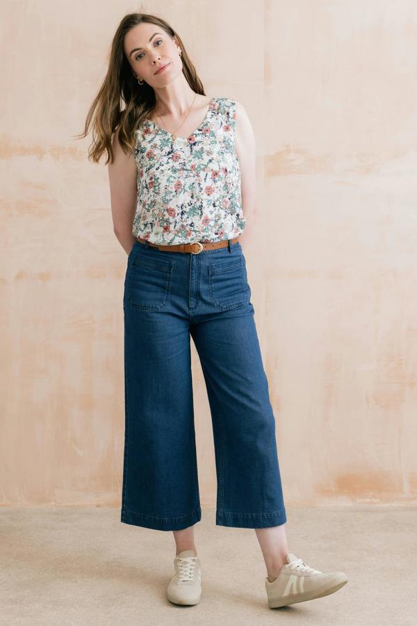 Lily & Me Sea Breeze Print Vest Ecru
