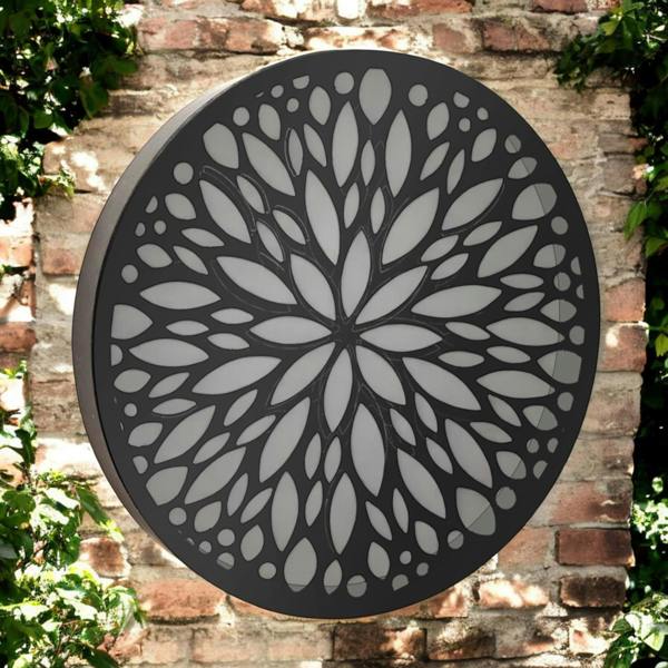 EDH Door Hardware Metal Abstract Flower Solar Wall Panel – 40 x 40 x 5 CM | Solar-Powered Outdoor Wall Art | Metal Garden Panel