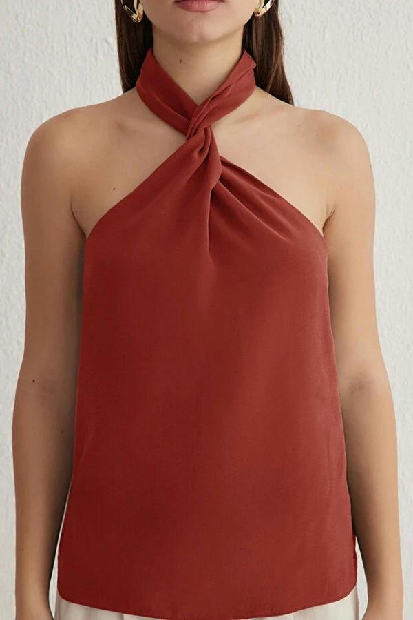 WOVCOR Halter Neck Knotted Woven Blouse