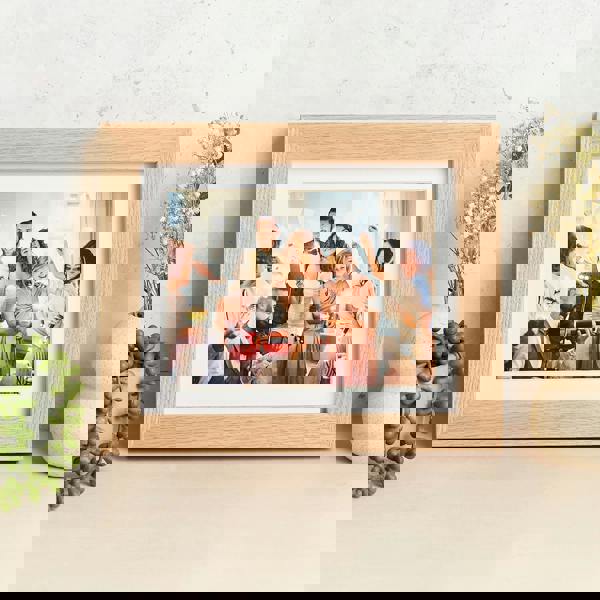 MijMoj Design Solid Oak Picture Frame with Mount - Natural Finish