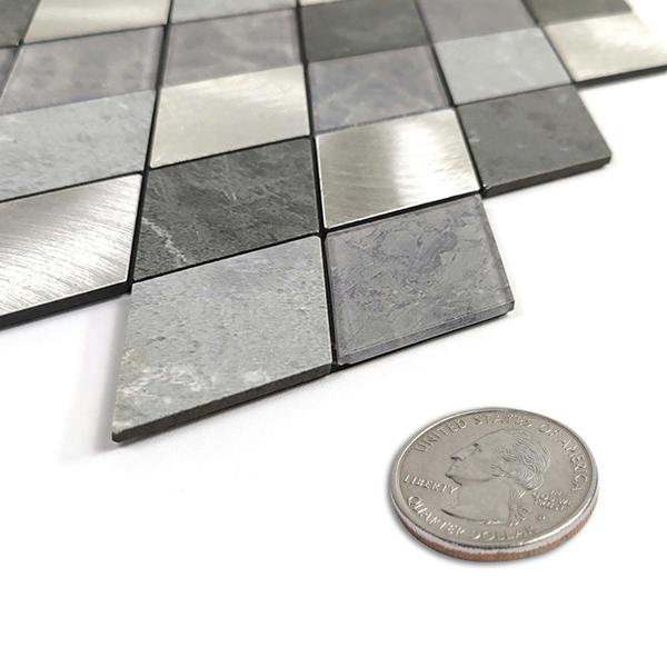 ENER-J Silver Slate Diamond Pattern Peel & Stick Aluminum Tile, Size: 295 x 29 5 x 4.5 mm (Pack of 4)