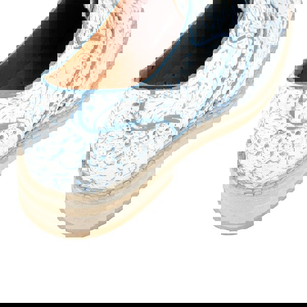 Embassy London Brick Lane - White Flowers - Women's contrast leather lace-up brogue