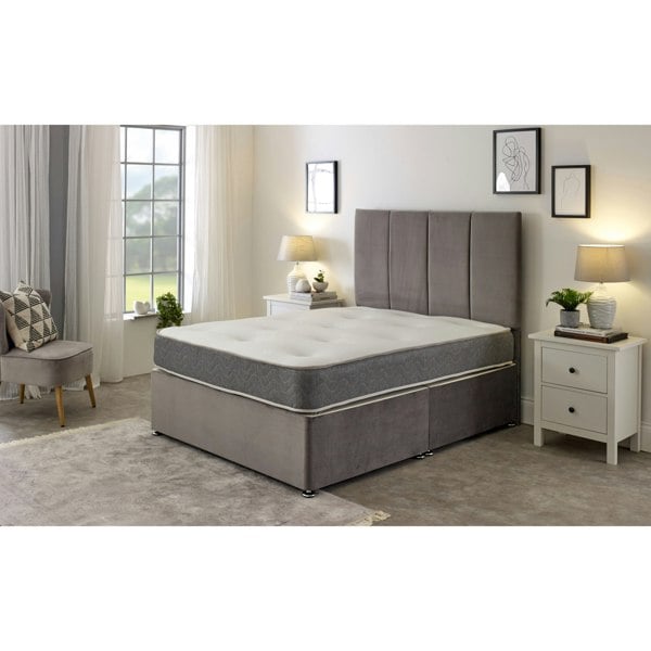 eXtreme Comfort Cooltouch Core Tufted Mattress - 9" Deep, Memory Fibre & Spring Support