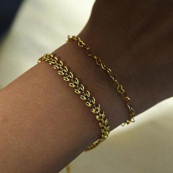 Elk & Bloom 14K Gold Leaf Chain Bracelet