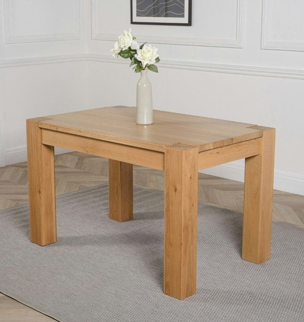 That's Furniture Kuba Small Oak Dining Table with Montana Leather Chairs