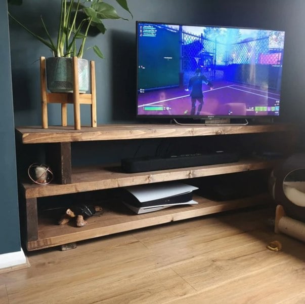 The Bespoke Carpentry Co TV Stand - S Shape