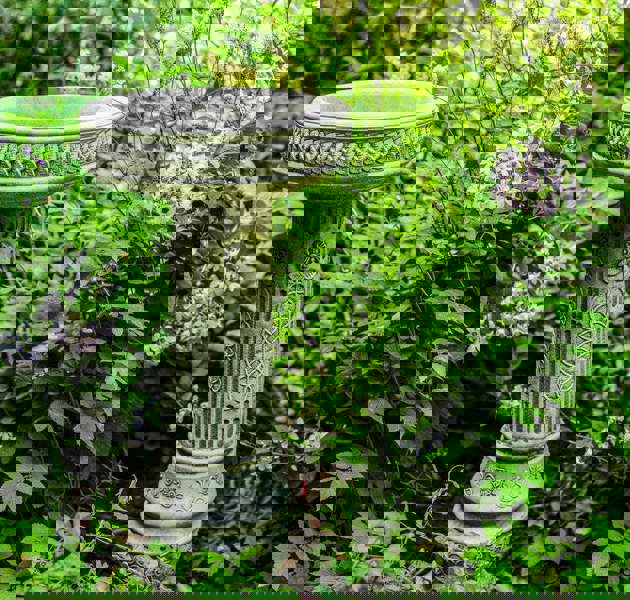 Sunflower Design Tall Birdbath