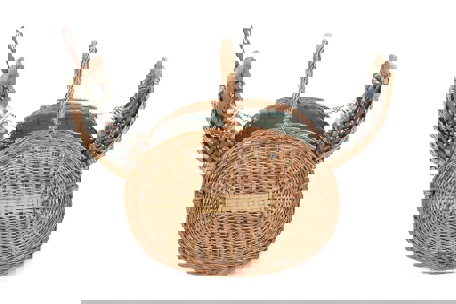 4 Person Traditional Picnic Basket