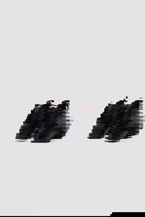 House of Cavani Taylor Black Shoe