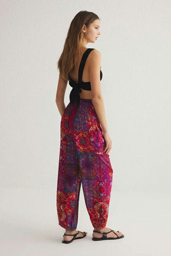 Hoxton Gal Woven Harem-Style Pants with Elasticated Cuffs