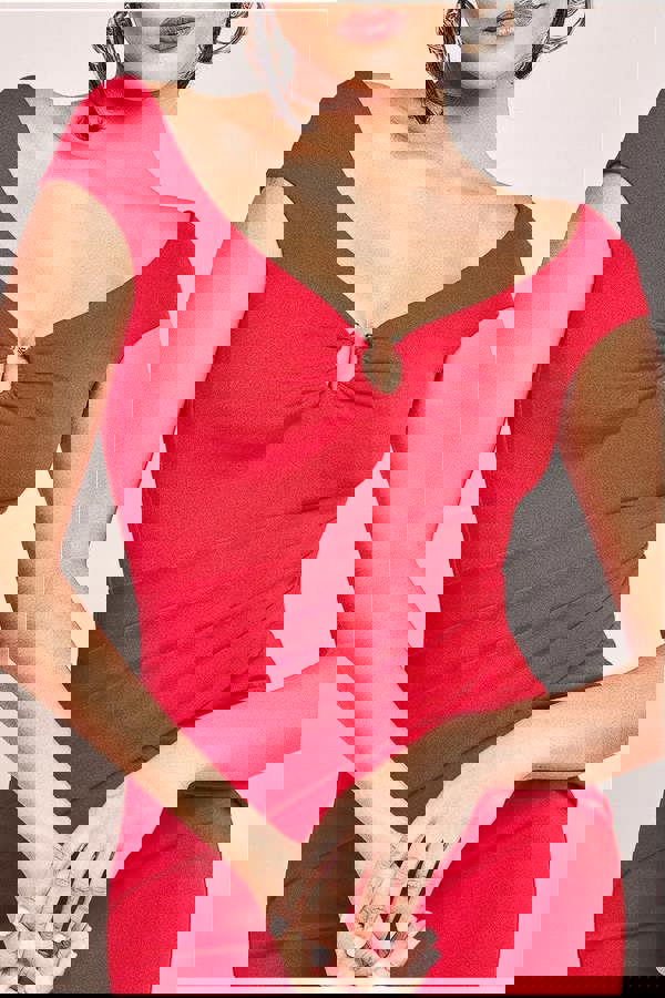 Bardot Pleated Maxi With Metal Trim Maxi Dress - Red DR4306