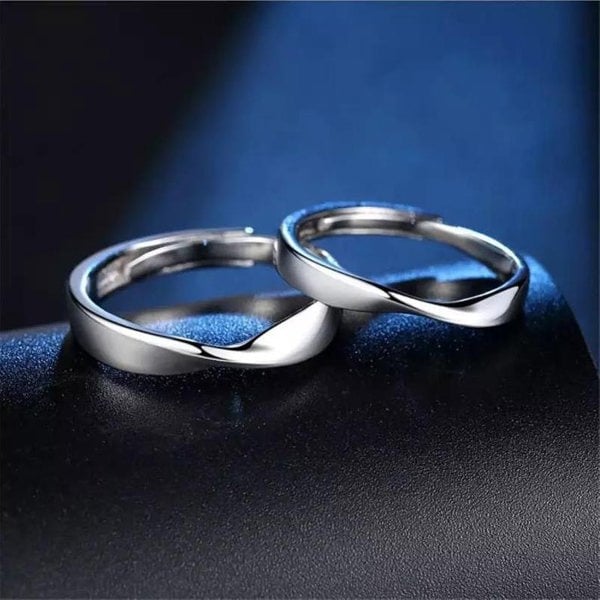 The Colourful Aura Adjustable Silver Couple Promise Mobius Twist Infinity Ring Set