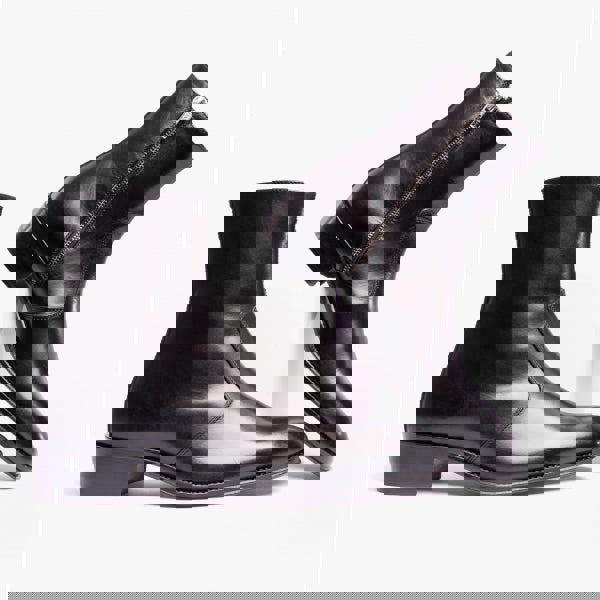 1676449644-21043600.jpg