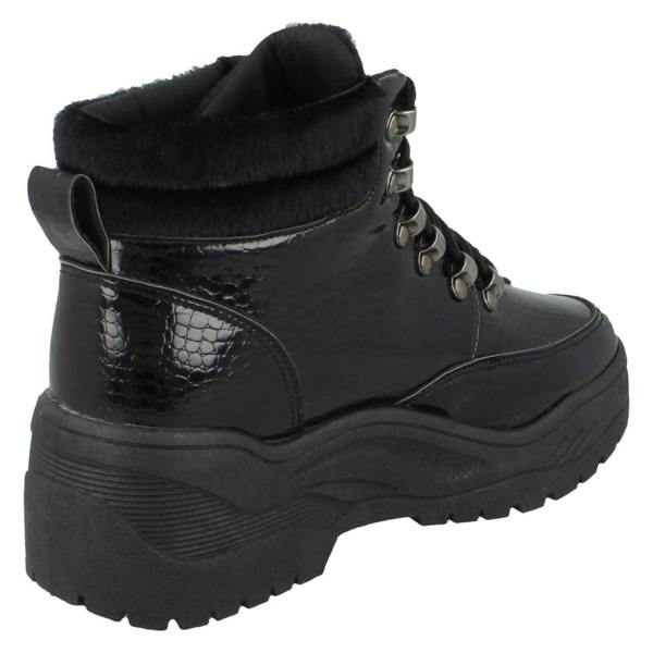Spot On Ladies Spot On Flat Chunky Sole Ankle Boots F4437