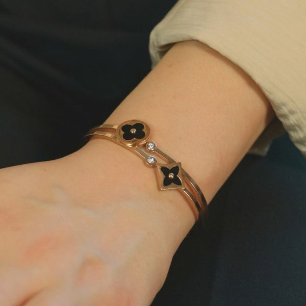 The Colourful Aura Rose Gold Clover Leaf Zircon Floral Irish Design Wrist Bangle Bracelet