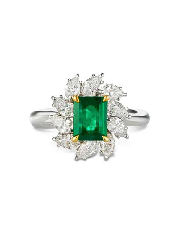 Gemdaia Natural Emerald & Diamond Ring