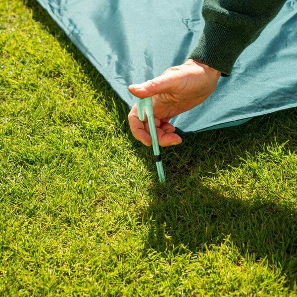 Kingsley & Harper Oversized Beach Mat 210x200cm – Waterproof Picnic & Camping Mat