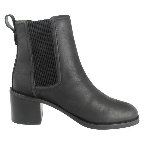 Clarks Ladies Clarks Block Heel Pull On Leather Ankle Boots Chamberly Top