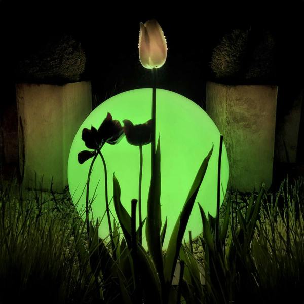 Milagro Globo Fi300 Garden Ball + RGB A60 10W Bulb + Remote Control
