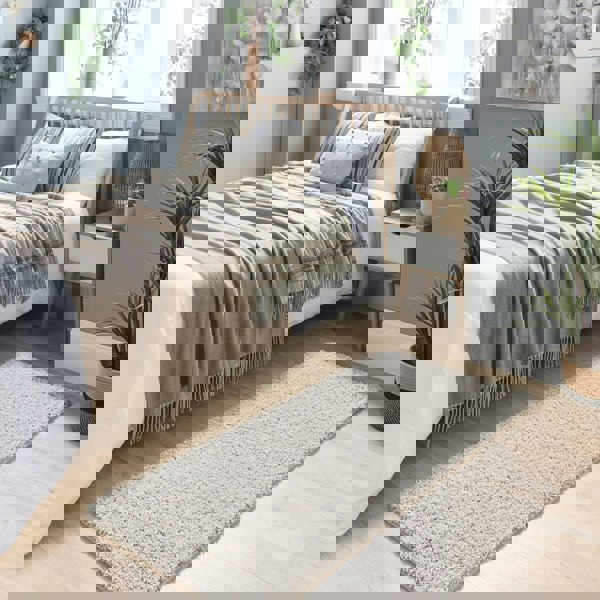 The Rugs Quality Tufted Washable Rug - Stylish Plain Design