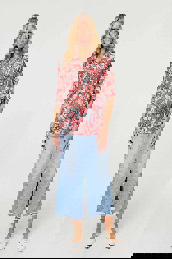 Red | Floral 3/4 Sleeve Relaxed V-Neck Blouse