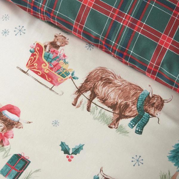 Catherine Lansfield Christmas Highland Cow Reversible Duvet Cover Set Natural